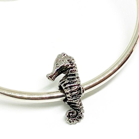 FREE S/H  Pugster Seahorse Beach Vacation Bracelet Charm - Fits Pandora - Picture 2 of 3